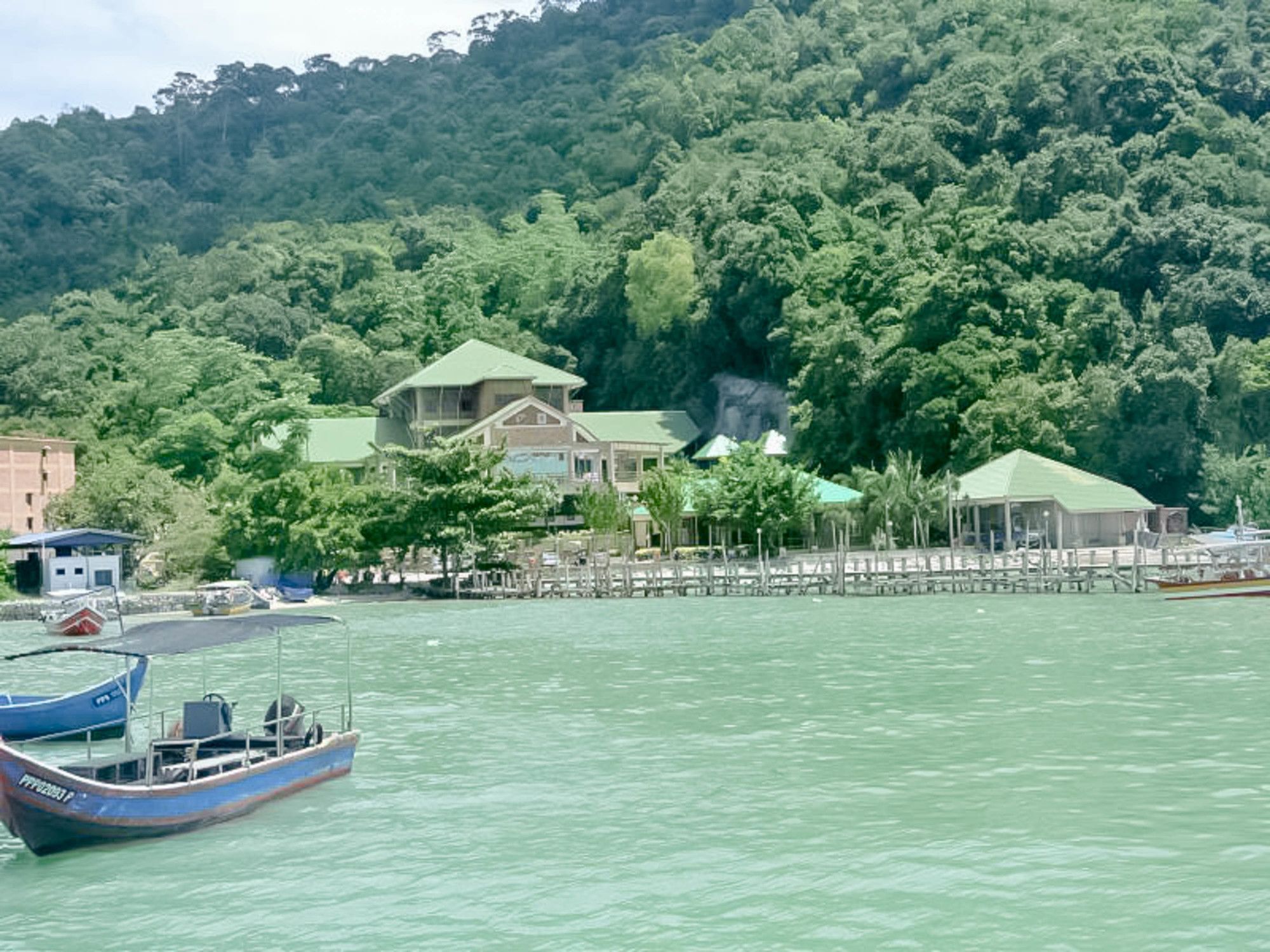 Hotel & Chalet Sportfishing Pnk Teluk Bahang Zewnętrze zdjęcie
